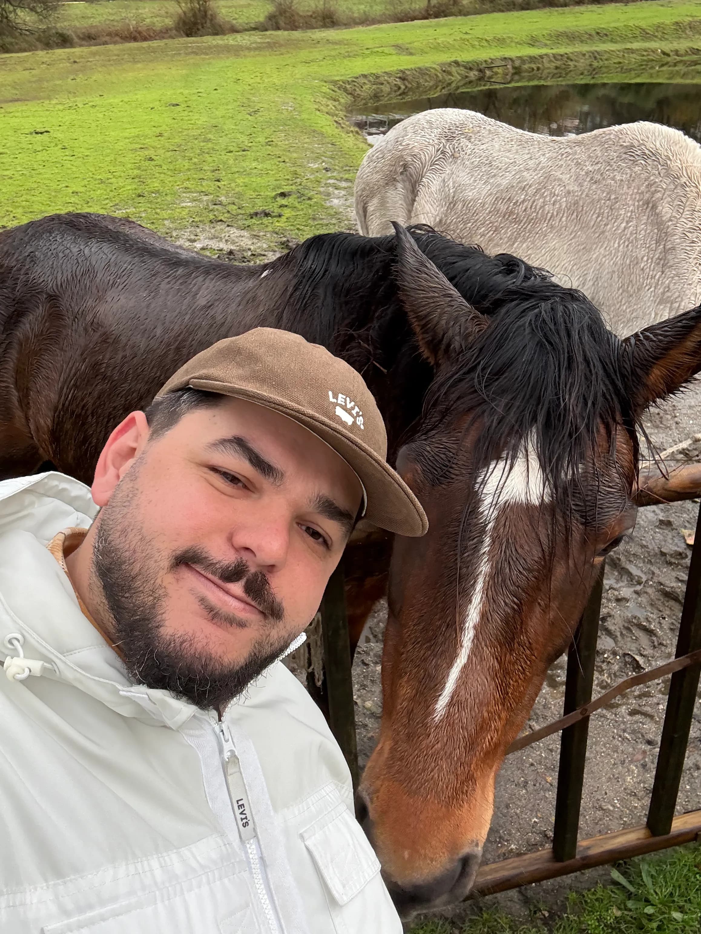 Hugo Felix outdoors